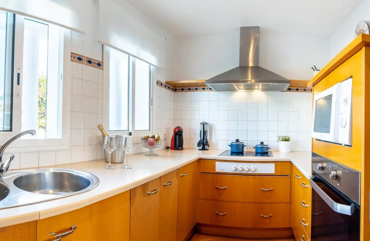 Villa Blanc Sa Caleta 0*,