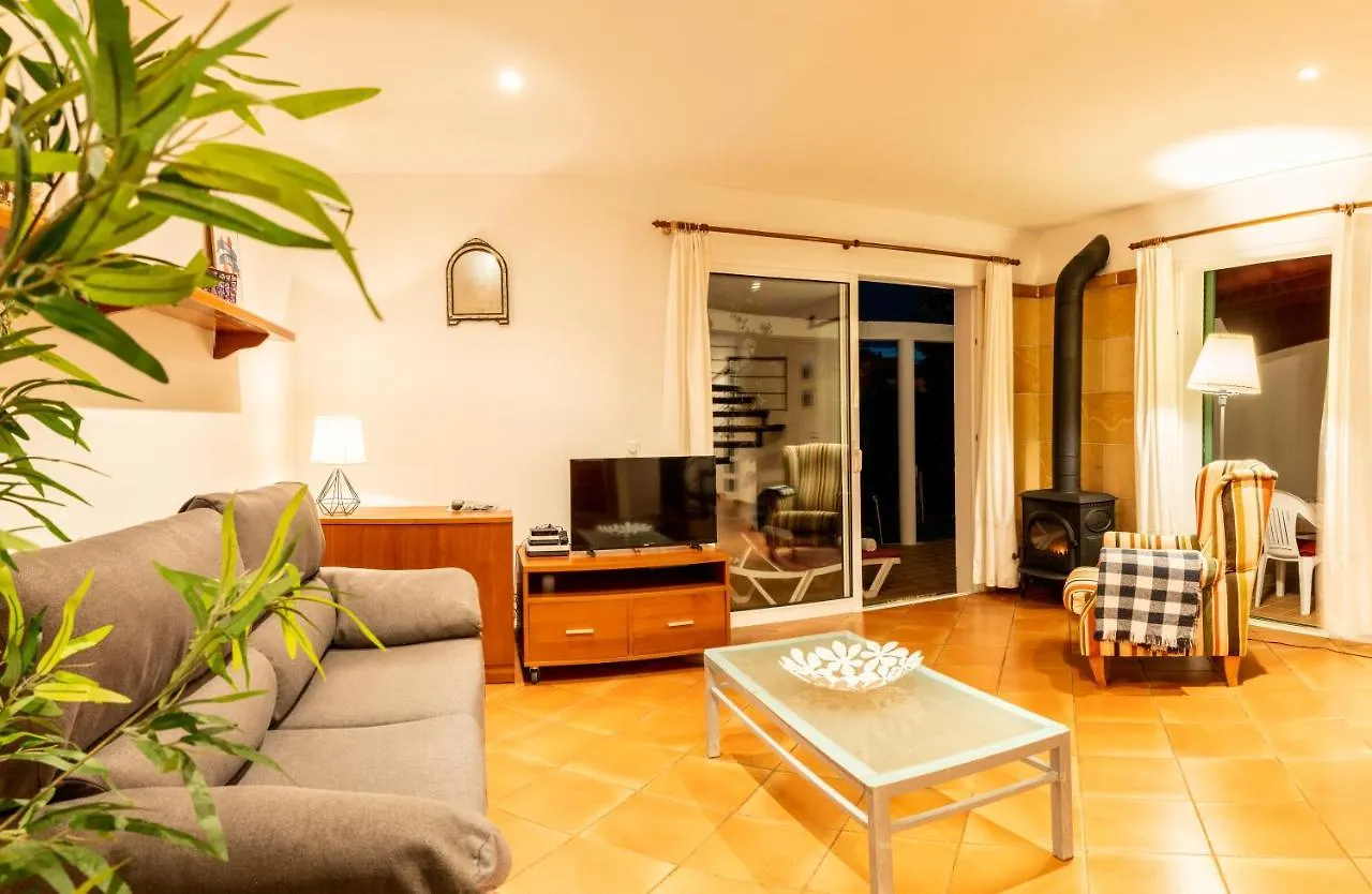 Villa Blanc Sa Caleta Holiday home